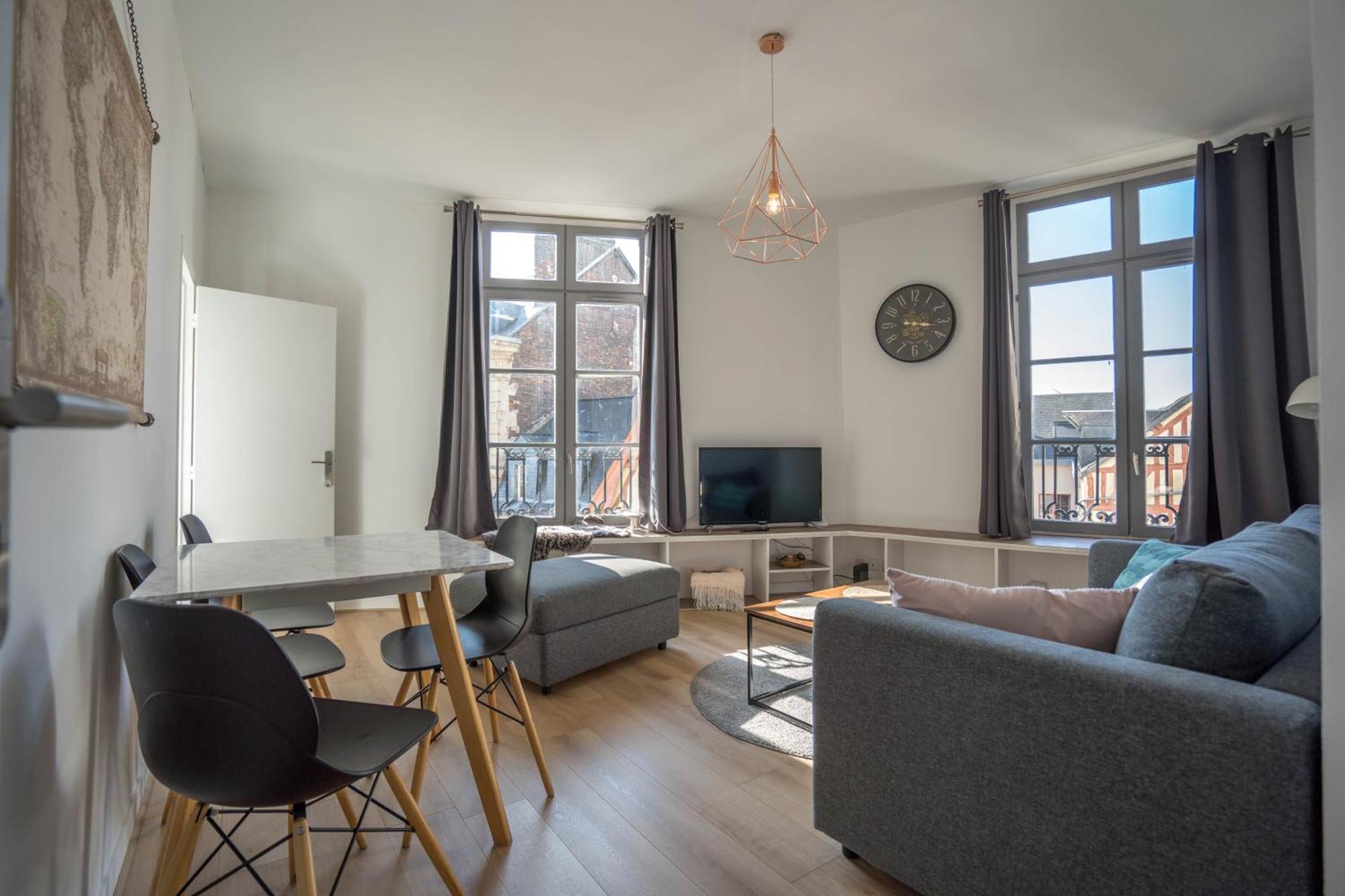 Charming City Center Flat روان المظهر الخارجي الصورة